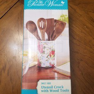 Pioneer Woman Utensil Holder with wood tools.